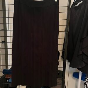 White House Black Market Black rib knit skirt sz L